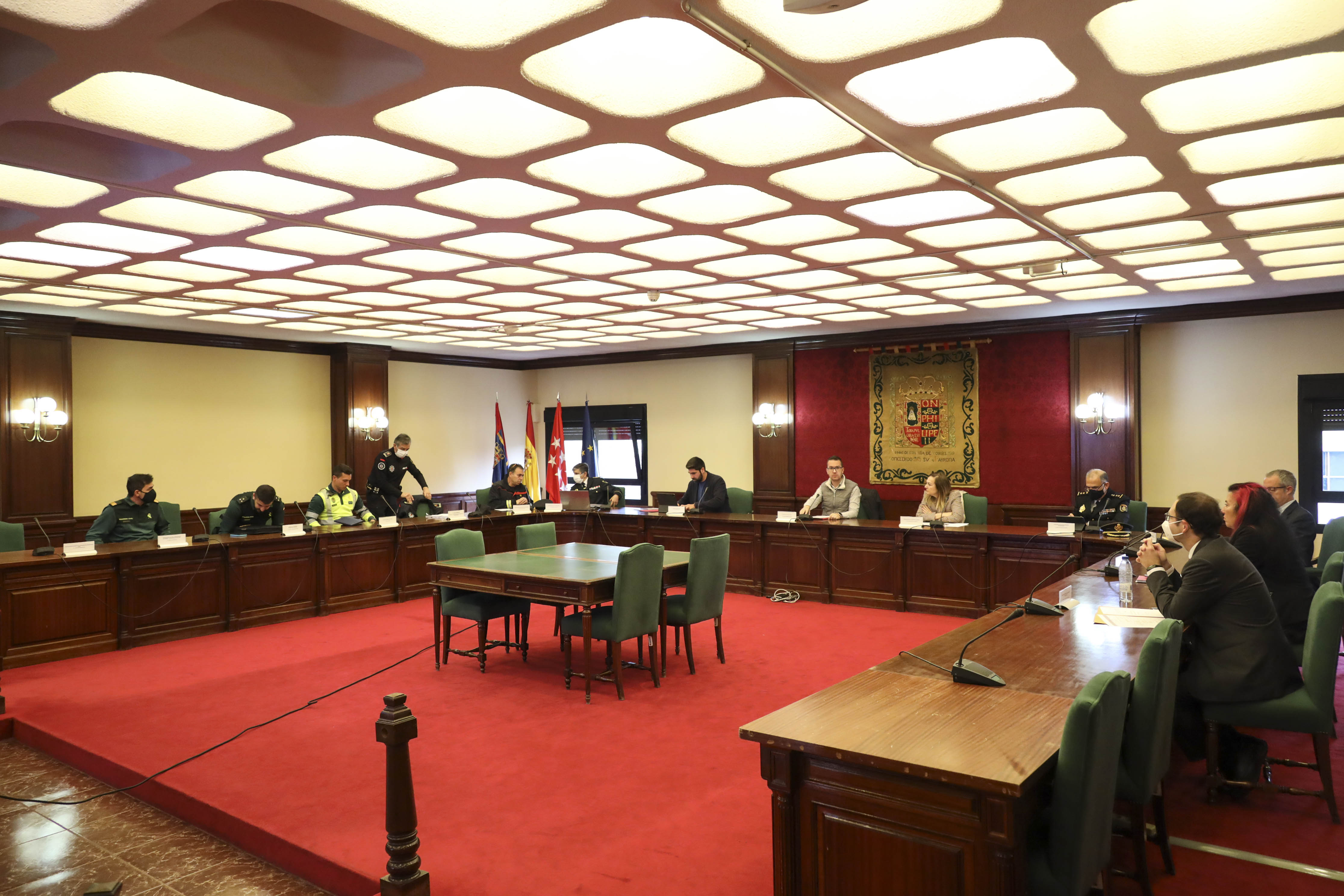 Texto Alternativo: 1.200 servicios policiales se realizarán para garantizar la seguridad en las fiestas del 2 de Mayo de Móstoles