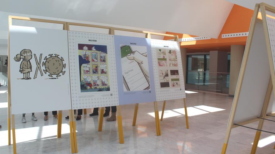 Texto Alternativo: El Hospital Puerta de Hierro Majadahonda inaugura una exposición de ilustraciones sobre la pandemia de COVID-19