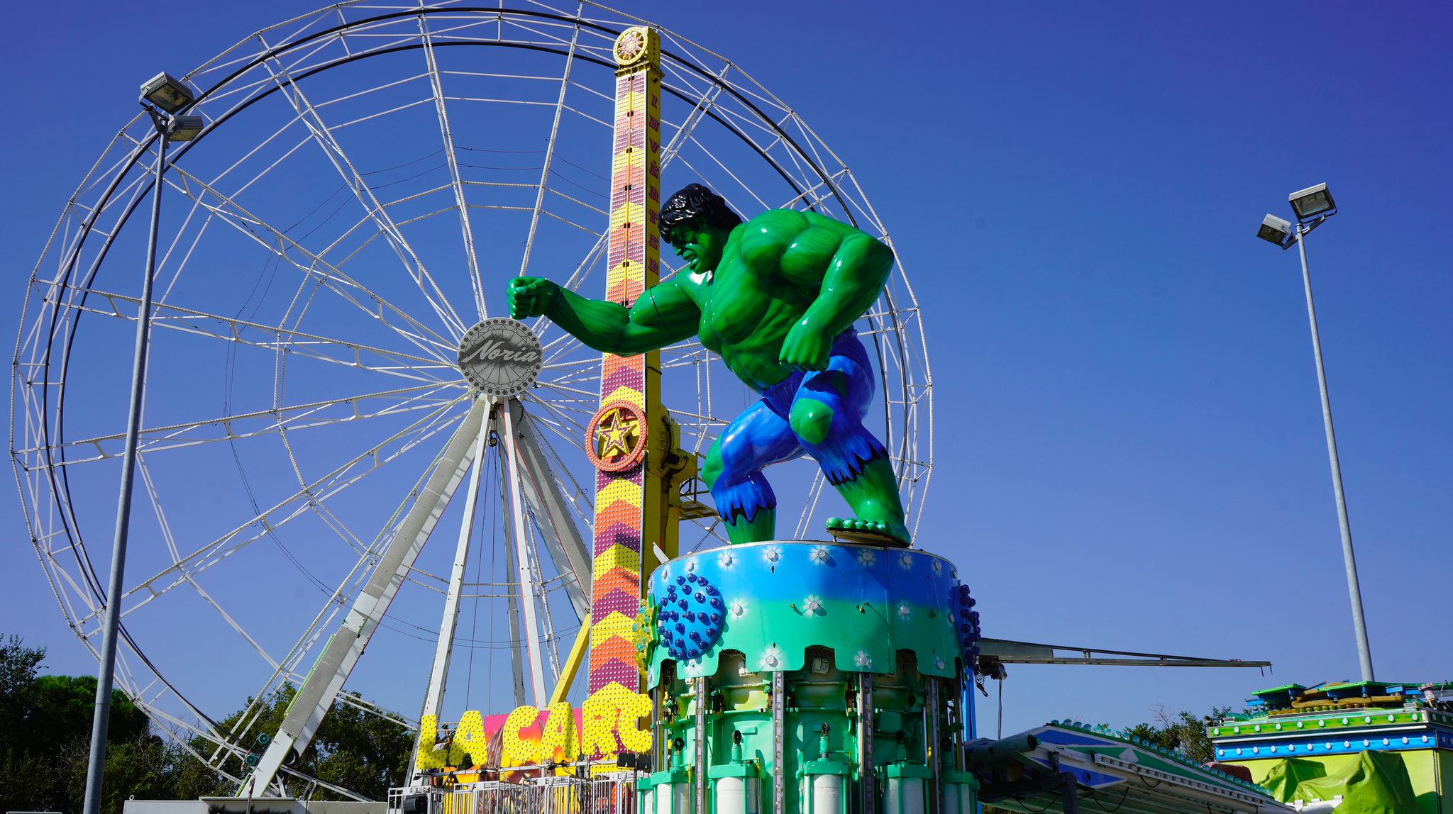 Texto Alternativo: El recinto ferial de atracciones abre sus puertas este viernes hasta el 8 de mayo