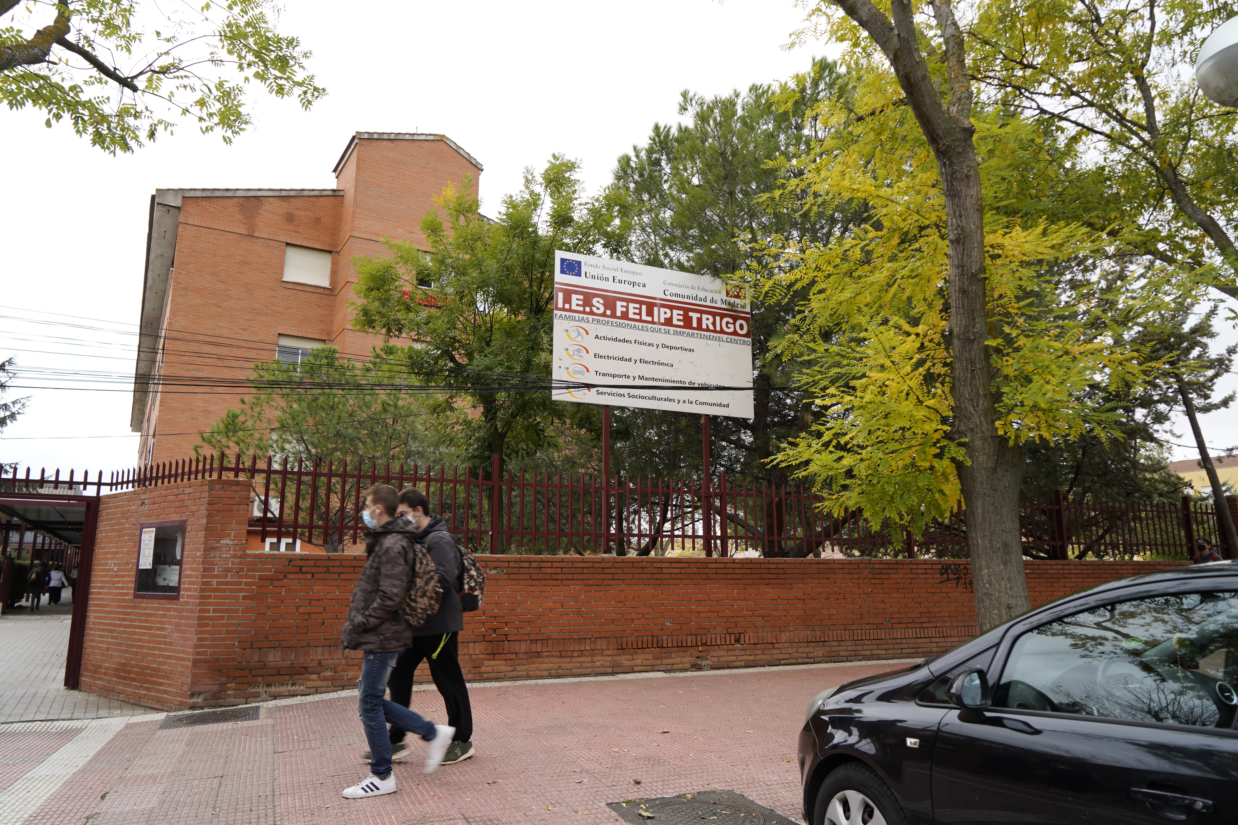 Texto Alternativo: Móstoles busca combatir el absentismo escolar trabajando con las familias
