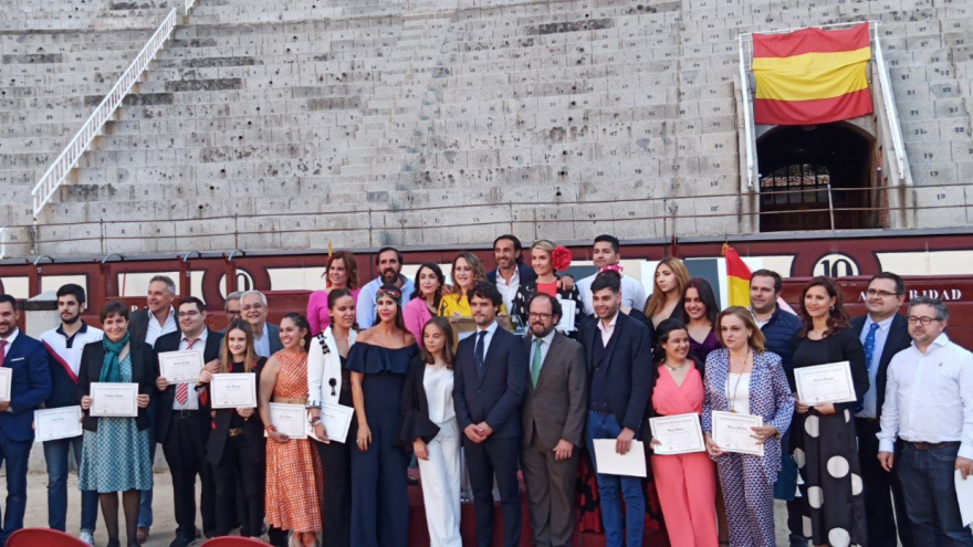 Texto Alternativo: La Comunidad de Madrid clausura el Curso Práctico de Periodismo y Comunicación Taurina, que ha contado con 36 alumnos en su segunda edición
