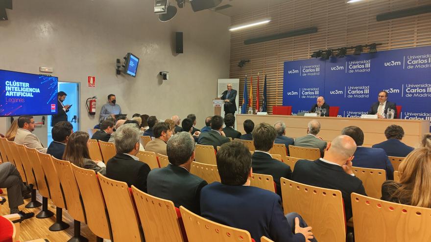 Texto Alternativo: La Comunidad de Madrid establece en Leganés el clúster para el desarrollo y aplicación de la Inteligencia Artificial