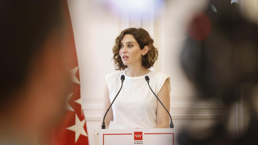 Texto Alternativo: Díaz Ayuso defiende el papel de la empresa familiar a la hora de generar “prosperidad” en España