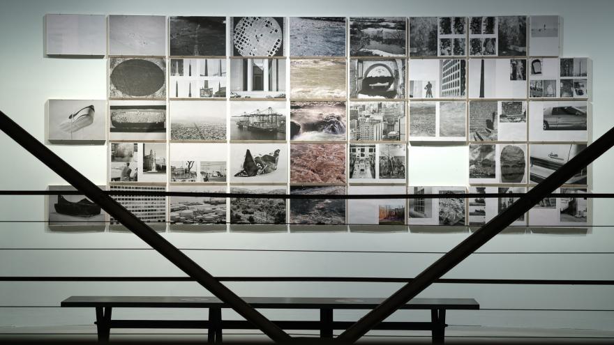 Texto Alternativo: La Comunidad de Madrid dedica una exposición al fotógrafo Aleix Plademunt y su exploración sobre el concepto de materia