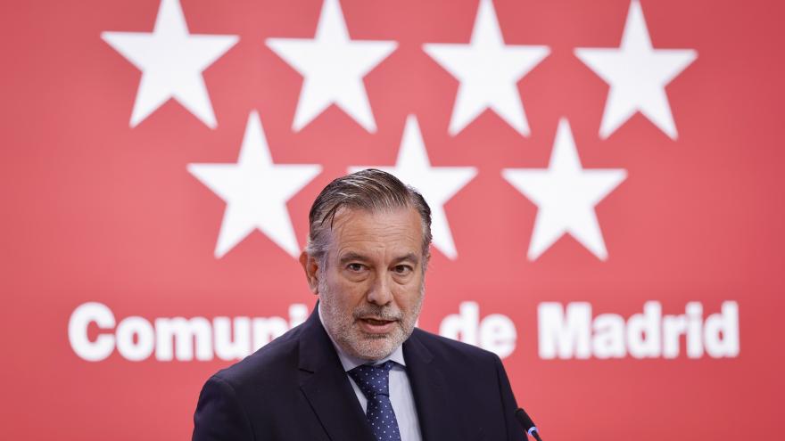 Texto Alternativo: La Comunidad de Madrid se ofrece a organizar el homenaje conjunto a policías y guardias civiles que participaron en el fin de la banda terrorista ETA