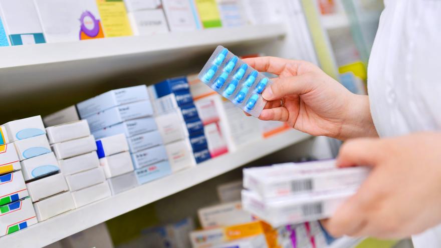 Texto Alternativo: La Comunidad de Madrid avanza en la tramitación de la Ley de Farmacia tras superar las enmiendas a la totalidad en la Asamblea