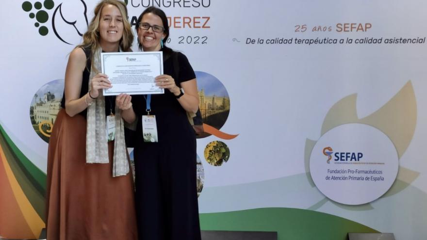 Texto Alternativo: Farmacéuticas de Atención Primaria reciben el Premio Nacional de Investigación y de Comunicación Oral