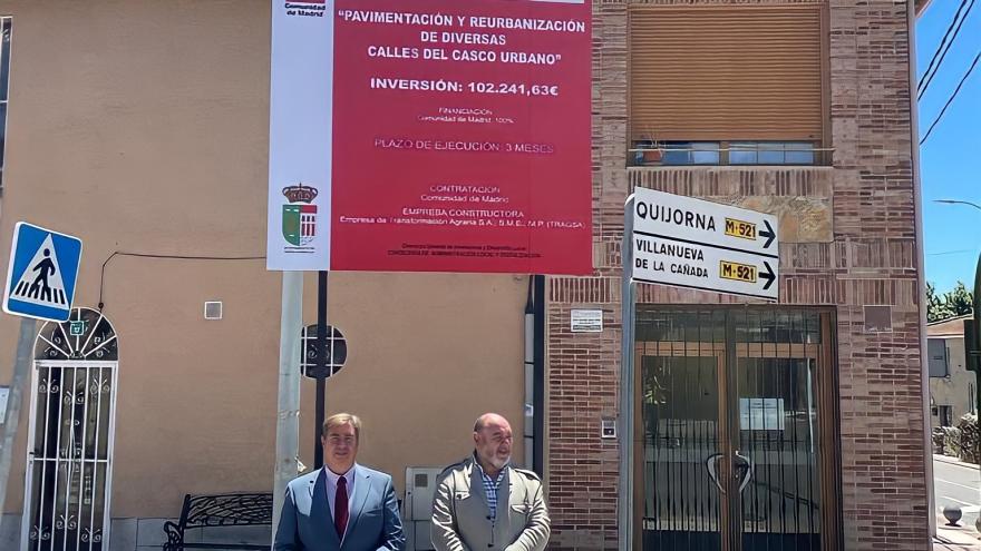 Texto Alternativo: La Comunidad de Madrid renueva el pavimento de las calles del centro de Navalagamella y construye tres islas ecológicas para residuos