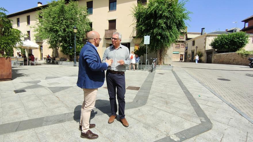 Texto Alternativo: La Comunidad de Madrid finaliza los trabajos de asfaltado de 30 calles en Manzanares el Real con una inversión de 400.000 euros