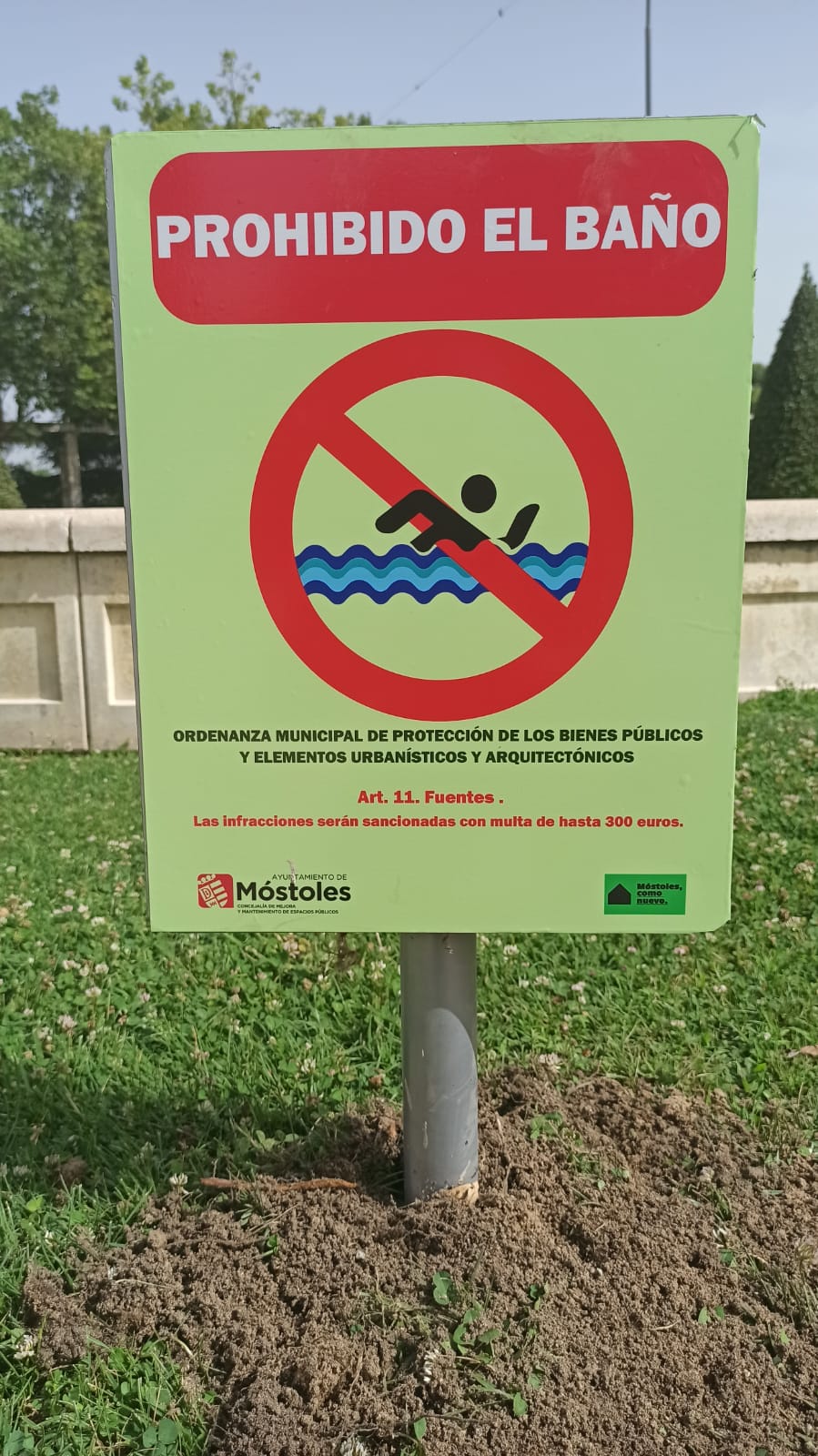 Texto Alternativo: La Policía Municipal de Móstoles reforzará la vigilancia de las fuentes ornamentales durante el verano