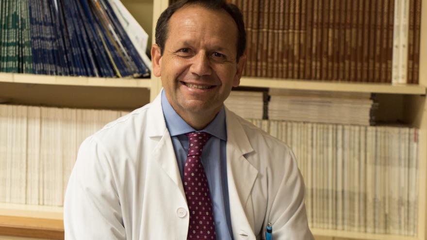 Texto Alternativo: El jefe de Dermatología del Hospital de La Princesa, elegido académico electo de la Real Academia de Medicina