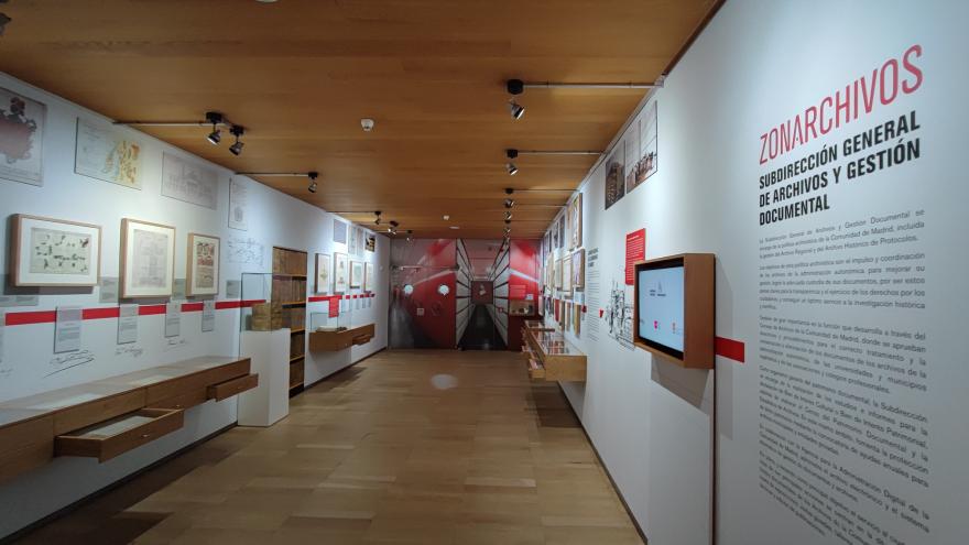 Texto Alternativo: La Comunidad de Madrid inaugura un espacio para conocer la historia a través de los fondos del Archivo Regional y del Histórico de Protocolos