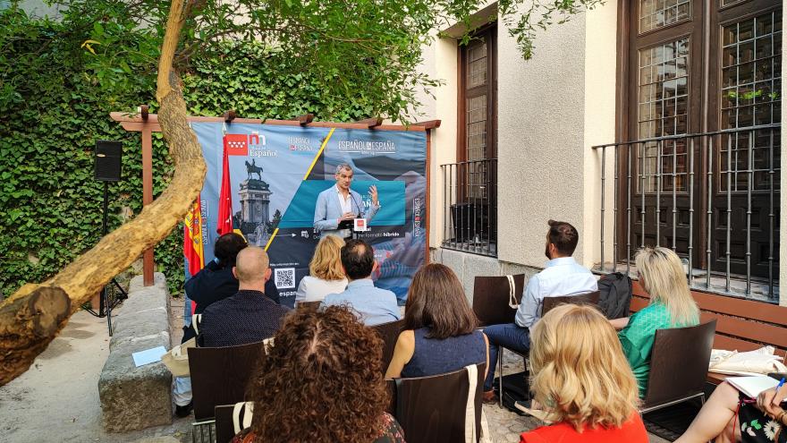 Texto Alternativo: La Comunidad de Madrid celebra este otoño la Semana del Español para atraer estudiantes extranjeros de este idioma a la región