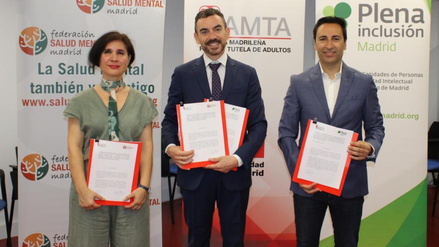 Texto Alternativo: La Comunidad de Madrid facilita la accesibilidad de sus contenidos y canales de comunicación a las personas con discapacidad