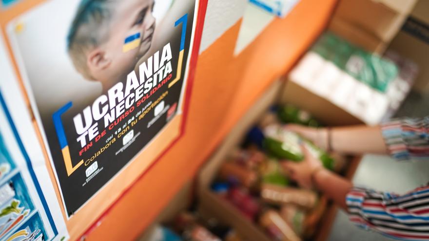 Texto Alternativo: La Comunidad de Madrid lleva este domingo la cultura a la calle para recoger nuevas donaciones solidarias con el pueblo ucraniano
