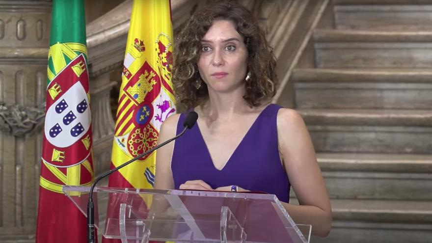 Texto Alternativo: Díaz Ayuso anuncia la ampliación al 25% de las bonificaciones en el Impuesto de Sucesiones y Donaciones entre hermanos, tíos y sobrinos