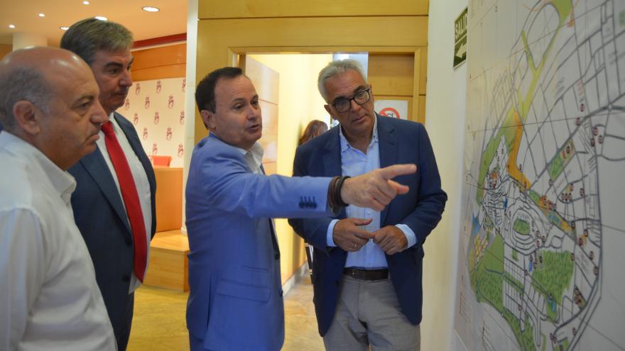 Texto Alternativo: La Comunidad de Madrid el Gobierno de la Comunidad presenta el proyecto de rehabilitación de las avenidas Berlín y Madrid de Coslada con una inversión de 2,3 millones