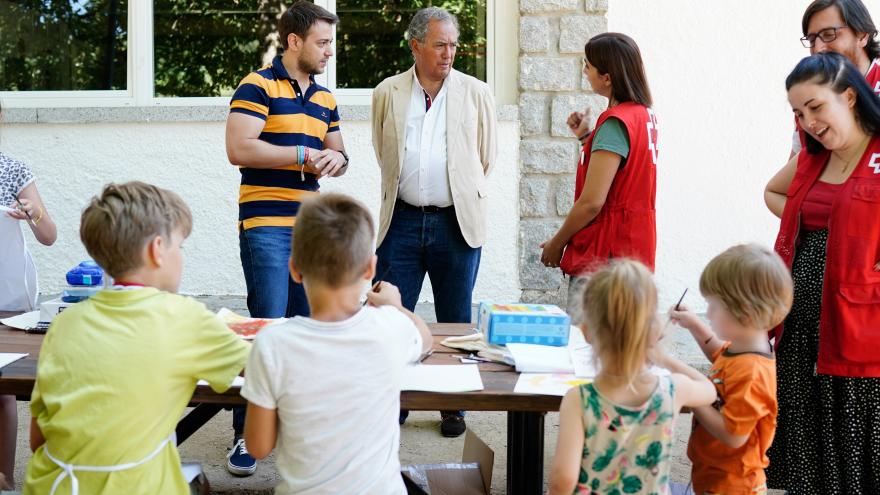 Texto Alternativo: La Comunidad de Madrid ofrece en sus albergues actividades de verano para más de un centenar de menores refugiados de Ucrania