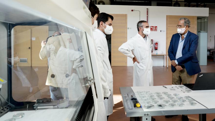 Texto Alternativo: La Comunidad de Madrid lidera un proyecto para generar implantes biodegradables