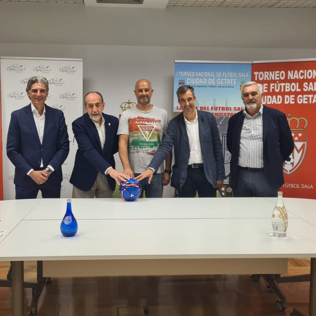 Texto Alternativo: El polideportivo Juan de la Cierva acoge este fin de semana el I Torneo Nacional de Fútbol Sala ‘Ciudad de Getafe’