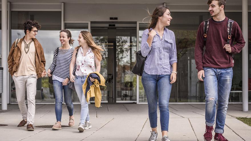 Texto Alternativo: La Comunidad de Madrid expone su oferta universitaria en la European Association for International Education