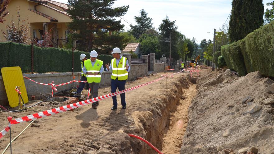 Texto Alternativo: La Comunidad de Madrid renueva más de 100 calles de 22 municipios de la zona oeste con una inversión de 20,5 millones de euros