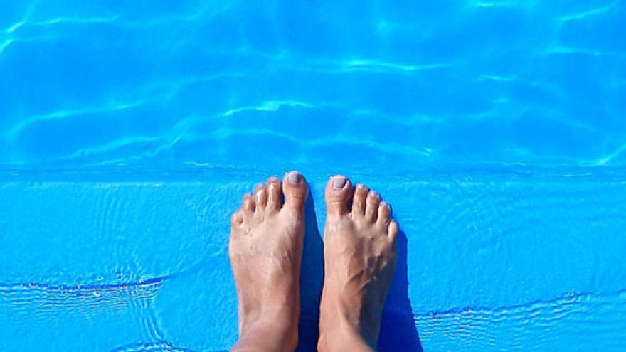 Texto Alternativo: La Comunidad de Madrid triplica los usuarios que acceden gratuitamente a las piscinas públicas con el Carné Joven