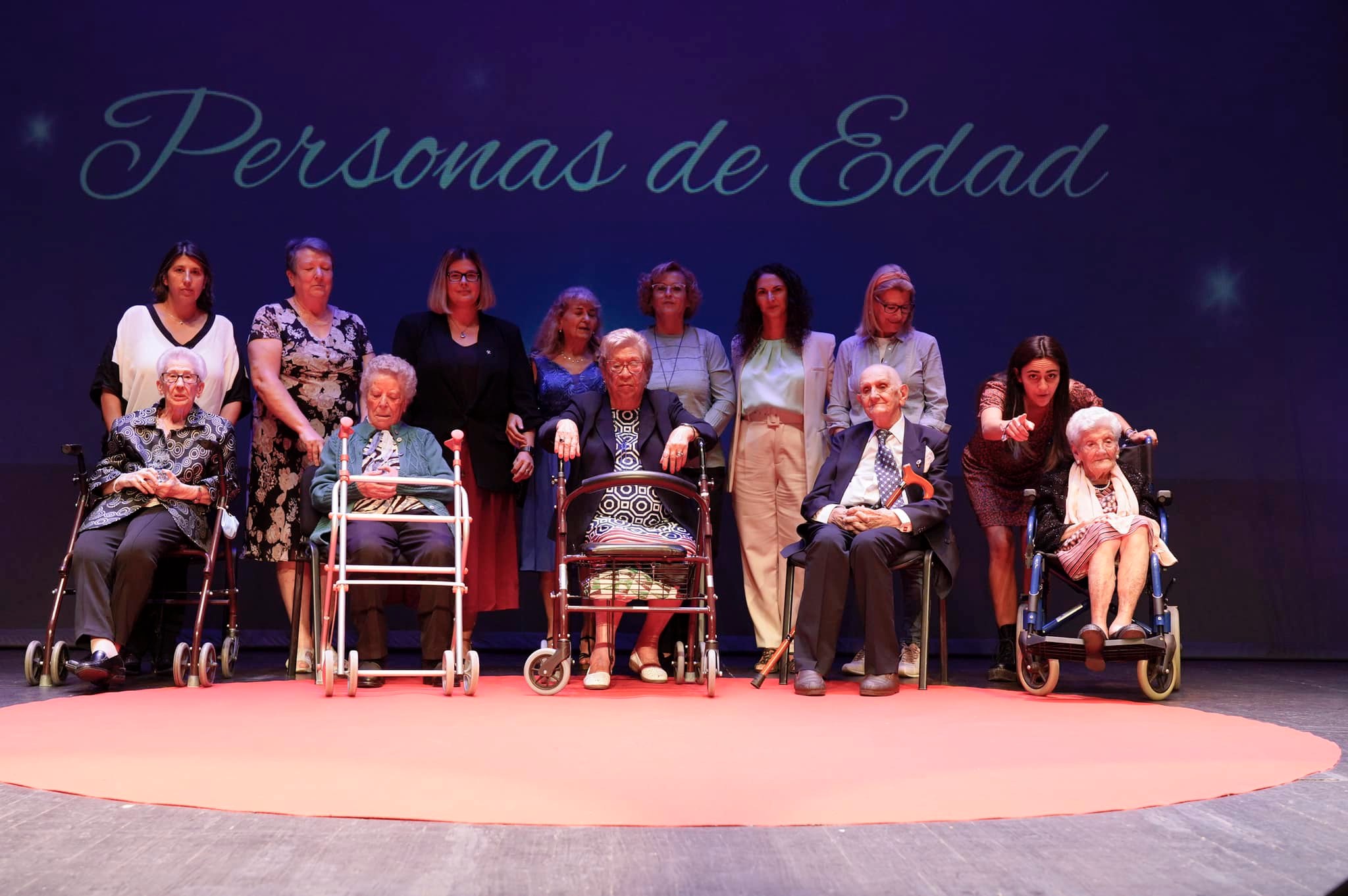 Texto Alternativo: Móstoles homenajea a cinco mayores en el Día Internacional de las Personas de Edad