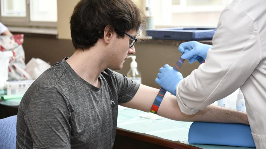 Texto Alternativo: Arranca el Tour Equipo Médula Universidad que recorrerá todos los campus universitarios promocionando la donación de médula entre los estudiantes