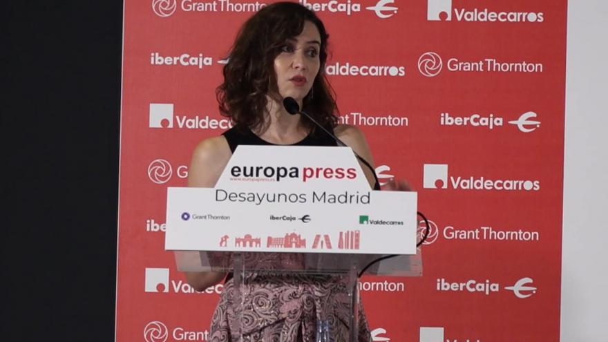 Texto Alternativo: Díaz Ayuso anuncia una nueva estación de Metro en superficie en la línea 9 para dar cobertura a los nuevos desarrollos de Los Ahijones y Los Berrocales