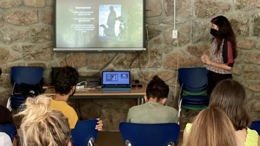 Texto Alternativo: La Comunidad de Madrid impartirá talleres gratuitos sobre grupos juveniles y resolución de conflictos