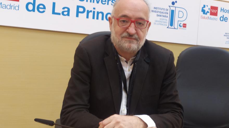 Texto Alternativo: El Hospital de La Princesa homenajea al Dr. Jorge Gómez Zamora en un acto multitudinario