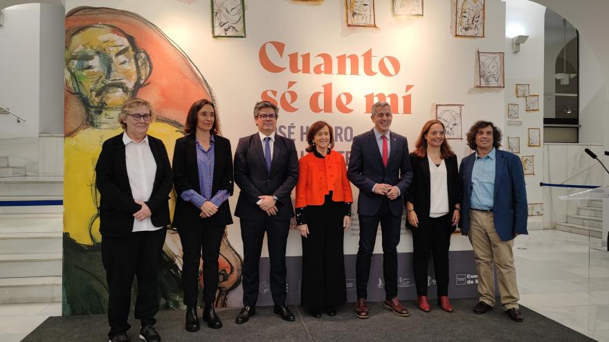 Texto Alternativo: La Comunidad de Madrid participa en la exposición Cuanto sé de mí. José Hierro en su centenario (1922-2022)