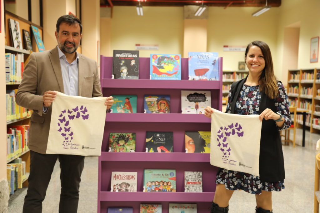 Texto Alternativo: Getafe pone en marcha el proyecto ‘Feminismos en Bibliotecas’