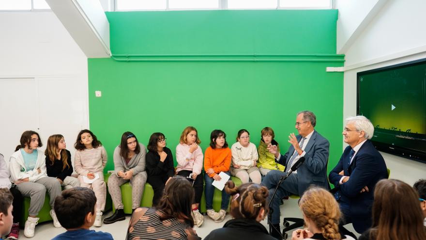 Texto Alternativo: La Comunidad de Madrid acerca las reel Gobierno de la Comunidad presentaciones del Teatro Real a más de 500.000 alumnos de Infantil y Primaria