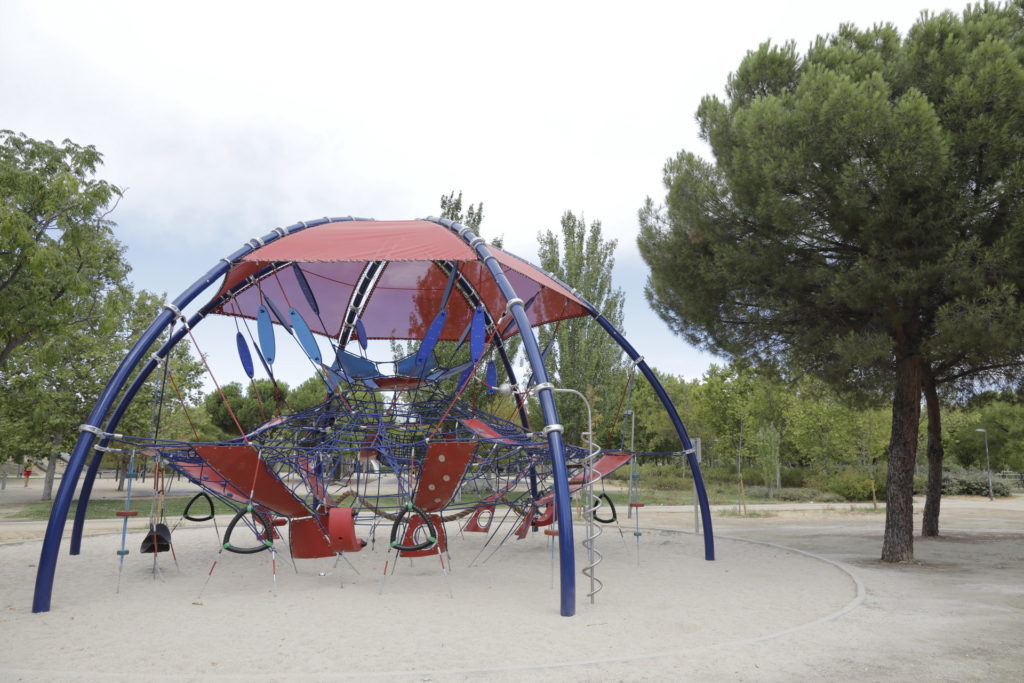 Texto Alternativo: Getafe invierte 3.700.000 euros en modernizar los parques infantiles y áreas biosaludables
