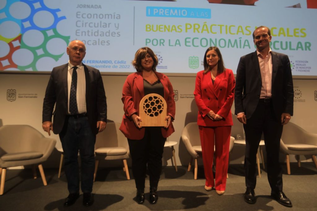 Texto Alternativo: Getafe consigue reciclar 5.700 toneladas en áreas industriales en 2022