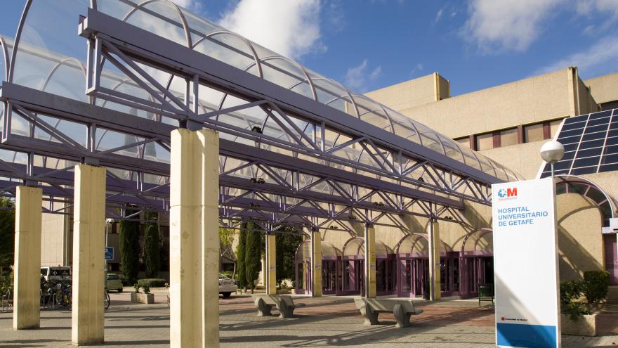 Texto Alternativo: El Hospital Universitario de Getafe cuenta con terapias psicológicas en grupo para mejorar el manejo del dolor crónico