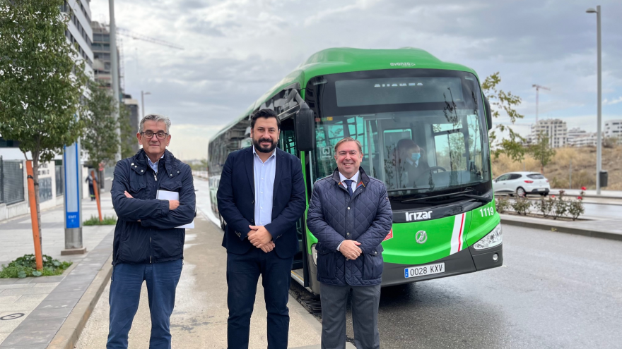 Texto Alternativo: La Comunidad de Madrid mejora la conexión entre el Cañaveral y Coslada con la incorporación de ocho nuevas paradas en la línea 290 de autobús