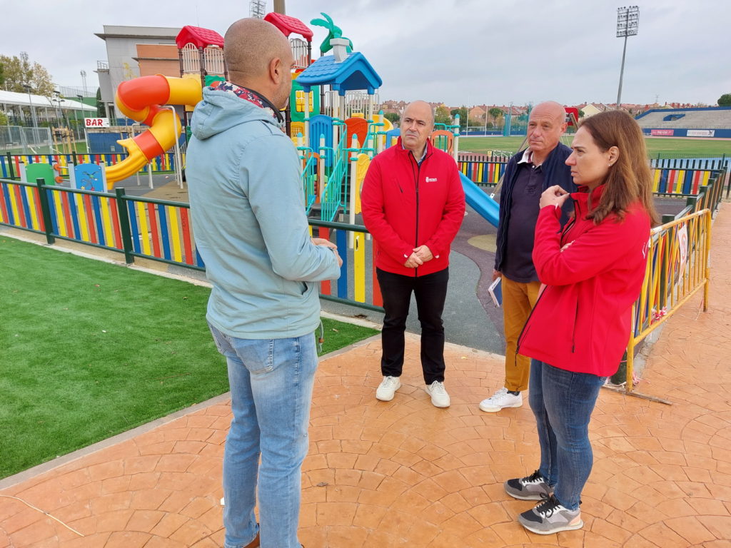 Texto Alternativo: Las obras del polideportivo Juan de la Cierva avanzan a buen ritmo