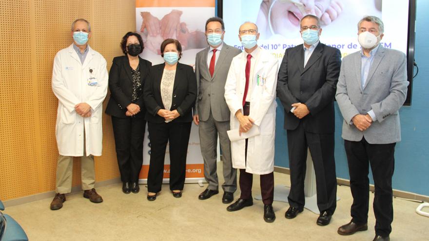 Texto Alternativo: El Hospital Clínico San Carlos acoge la entrega del décimo 'Patuco de Honor', con motivo del Día mundial de la Prematuridad