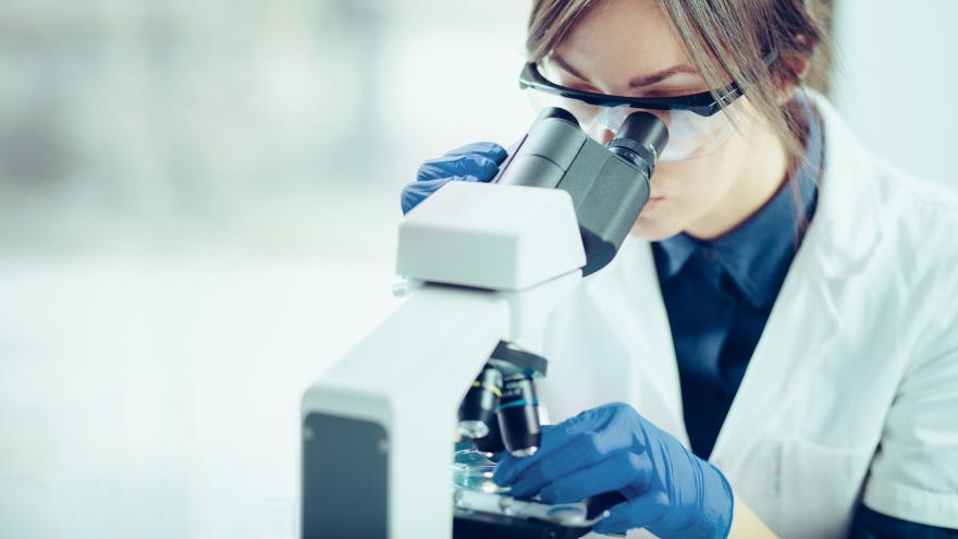 Texto Alternativo: La Comunidad de Madrid reconoce la labor en materia de cáncer con sus premios de investigación 2022