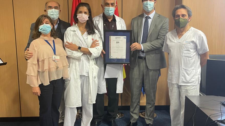 Texto Alternativo: El Hospital Infanta Cristina revalida sus certificaciones de calidad y seguridad del paciente en distintos servicios y áreas