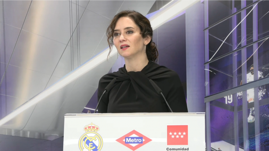 Texto Alternativo: Díaz Ayuso anuncia que las obras de modernización de la estación de Metro de Santiago Bernabéu arrancarán a finales de 2023