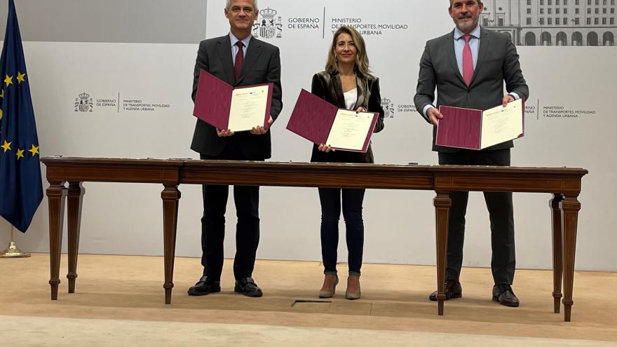 Texto Alternativo: La Comunidad de Madrid colaborará con seis municipios de la región para rehabilitar más de 2.600 viviendas y mejorar sus barrios