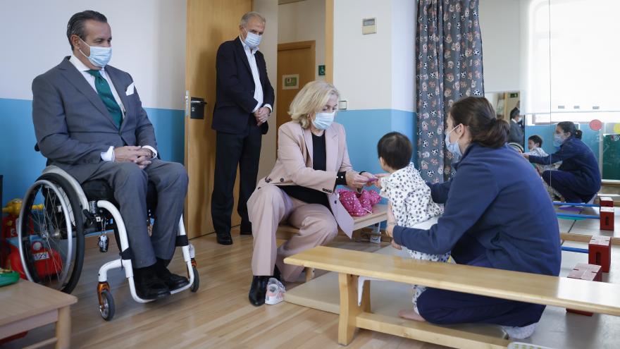 Texto Alternativo: La Comunidad de Madrid incrementará más del 50% el número de plazas gratuitas en atención temprana para niños de hasta 6 años