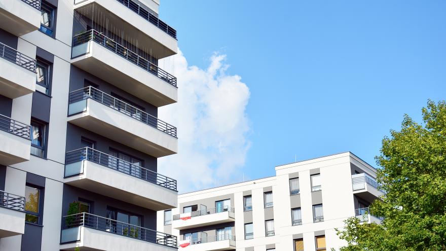 Texto Alternativo: La Comunidad de Madrid construirá casi 1.700 viviendas públicas y eficientes energéticamente para su alquiler a precios asequibles