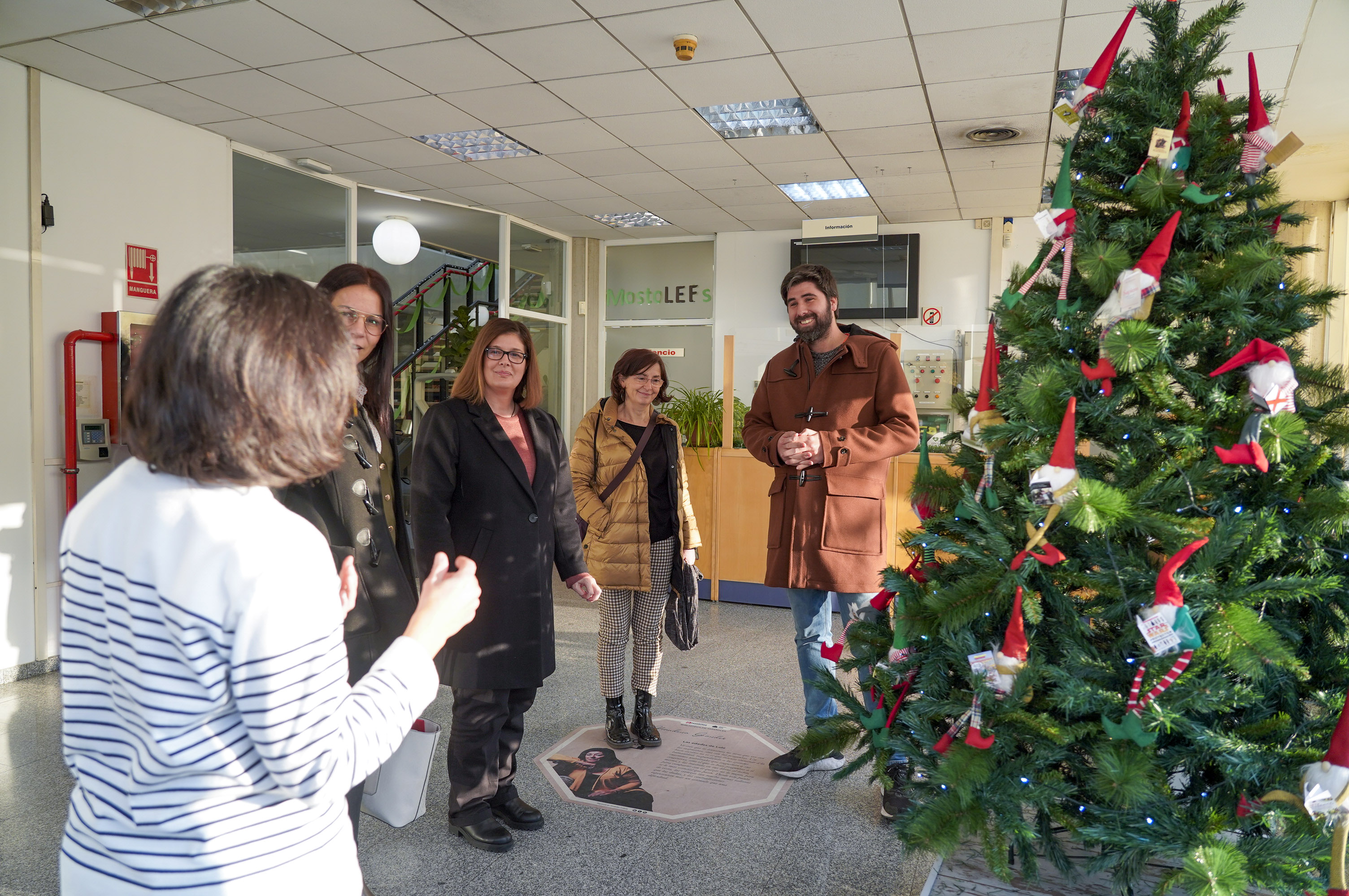 Texto Alternativo: Las bibliotecas de Móstoles arrancan su programación especial navideña