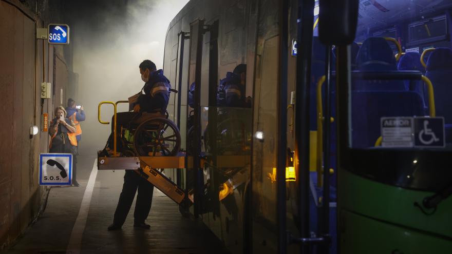 Texto Alternativo: La Comunidad de Madrid realiza un simulacro de incendio y evacuación en infraestructuras de transporte público