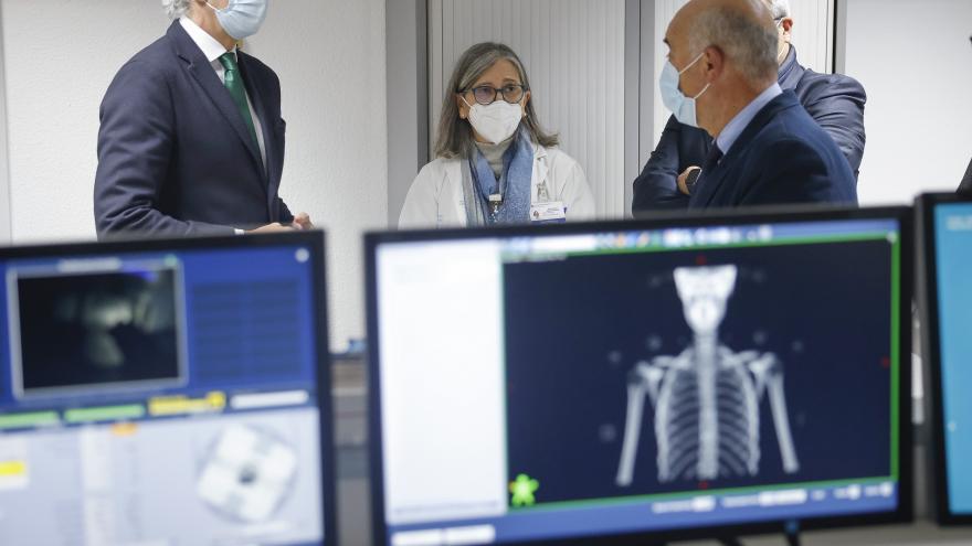 Texto Alternativo: La Comunidad de Madrid el Gobierno de la Comunidad de Madrid presenta la remodelación completa del Servicio de Oncología Radioterápica del Hospital público de La Princesa